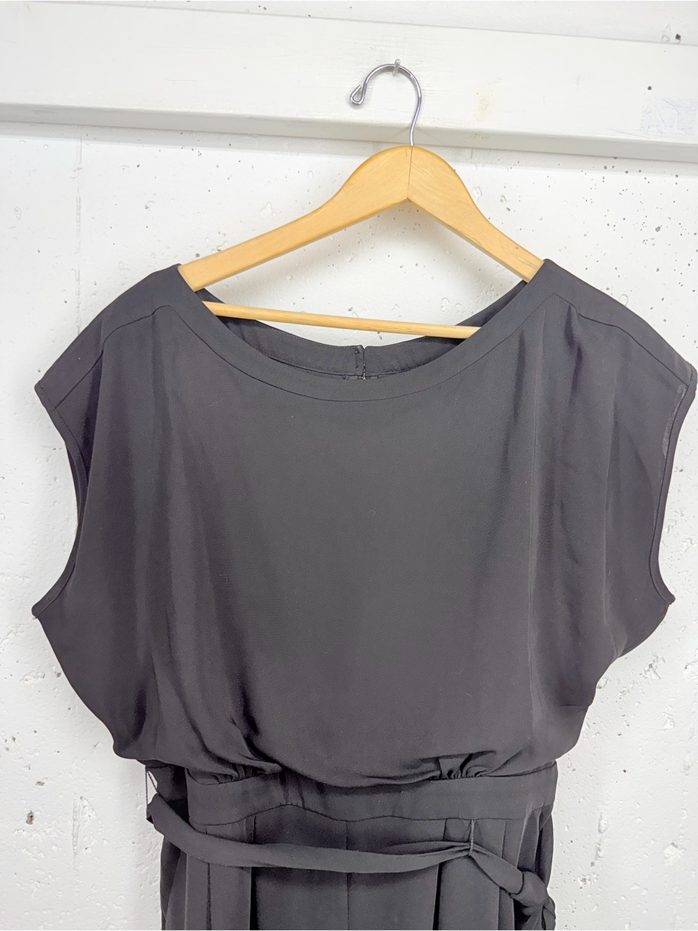Eliza J Women's Size 14 Black Cap Sleeve Wide Leg Jumpsuit - Picture 4 of 16